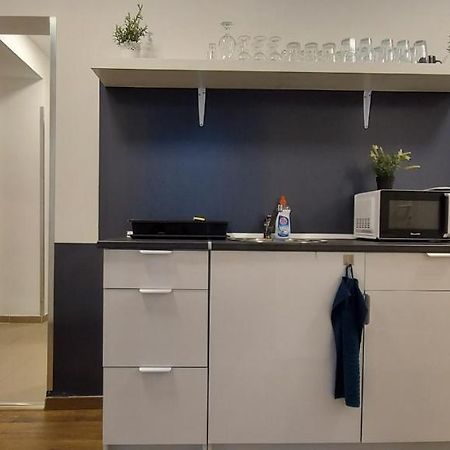 K21 Party Apartment Hotel With Inhouse Ruin Pub Budapest Bagian luar foto