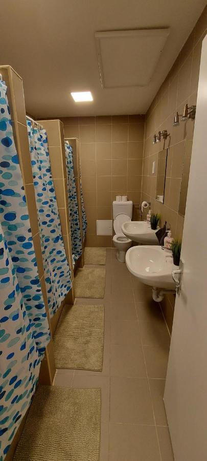 K21 Party Apartment Hotel With Inhouse Ruin Pub Budapest Bagian luar foto